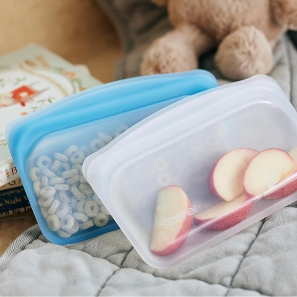 NEW 4-pack Stasher SNACK Size Reusable Silicone Storage Bags - Pouch - Blue - Picture 6 of 6